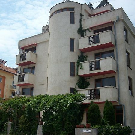 Hotel Neven Primorsko Exteriér fotografie