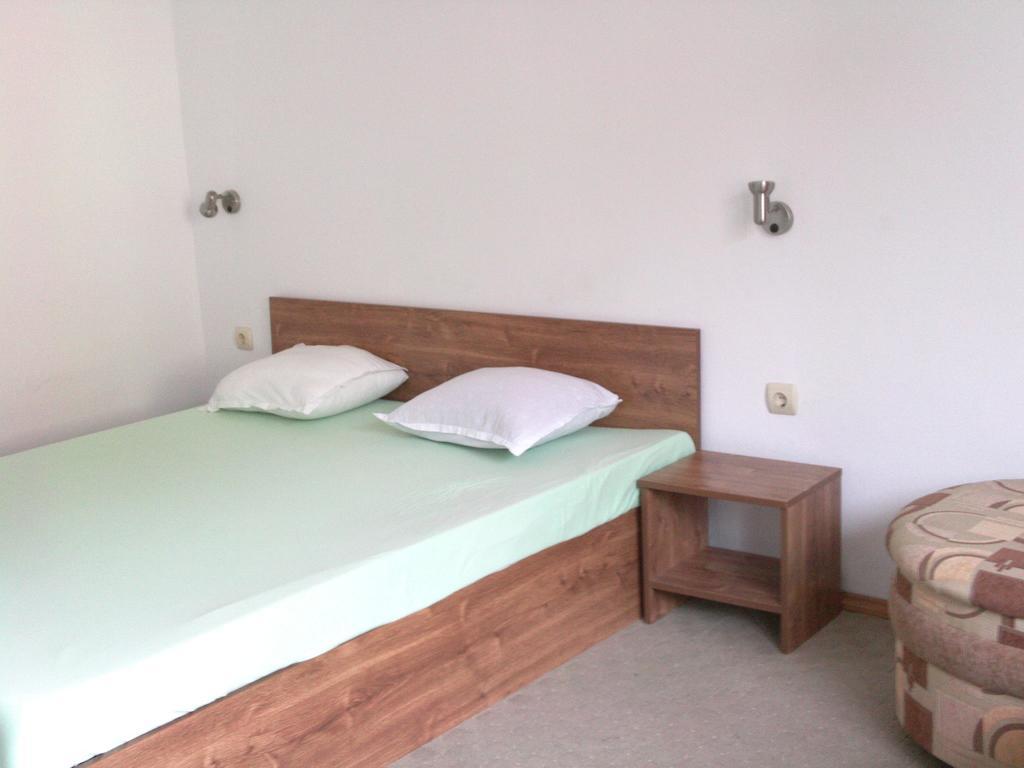 Hotel Neven Primorsko Pokoj fotografie